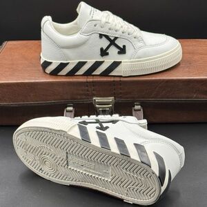 Off-White c/o Virgil Abloh Vulcanized White Canvas